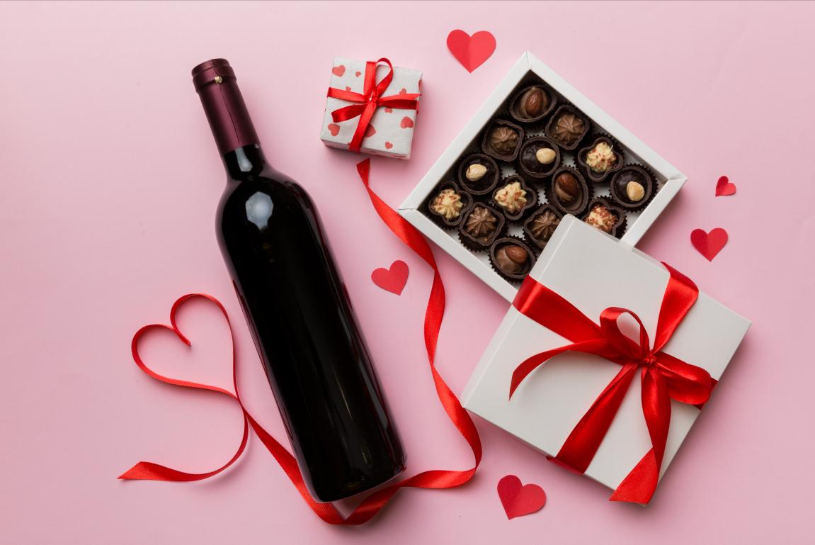 第一次拜访女朋友家准备什么礼物,见女朋友家里人送什么礼物