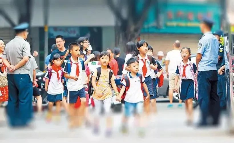 怎么让小孩子学会还手保护自己,如何让孩子懂得还手保护自己