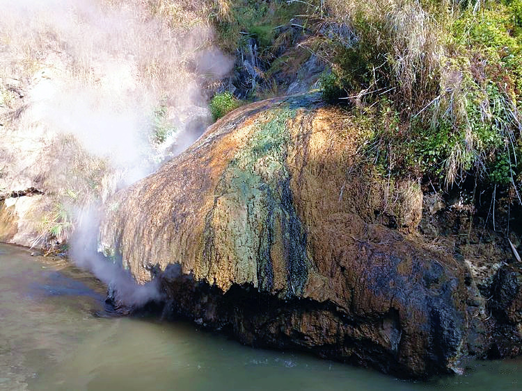 记录云南腾冲热海快乐之旅,云南腾冲热海大滚锅奇观