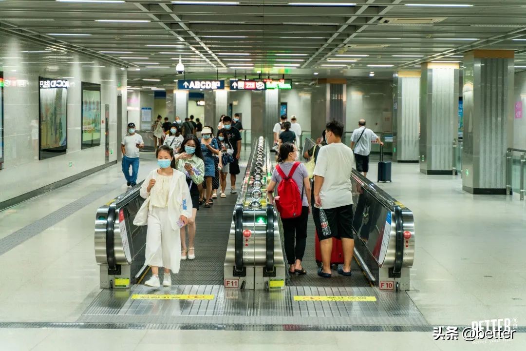 是时候揪出武汉地铁站「时间刺客」了