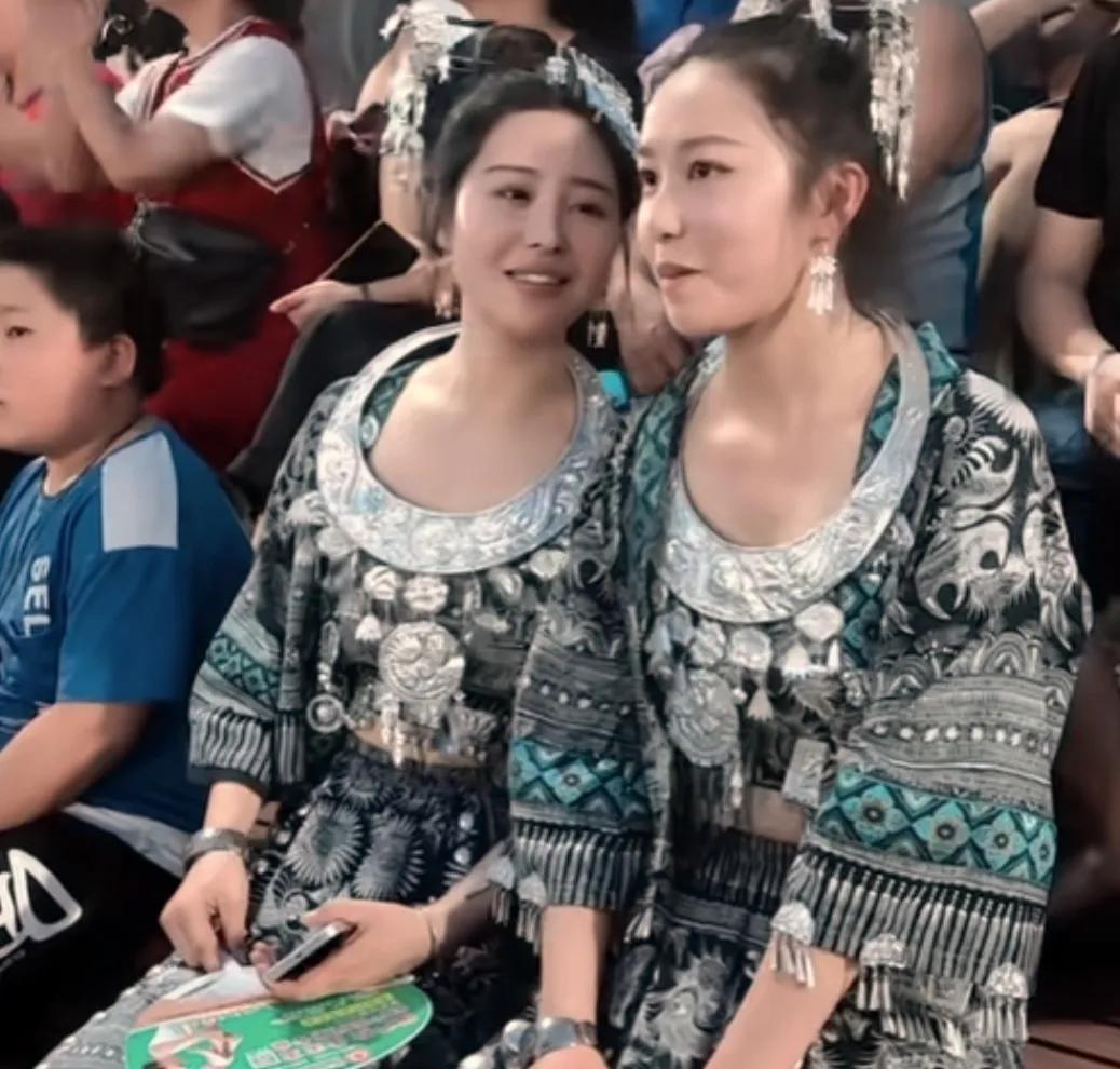 贵州村超足球宝贝舞动青春,贵州村超中国足球的希望