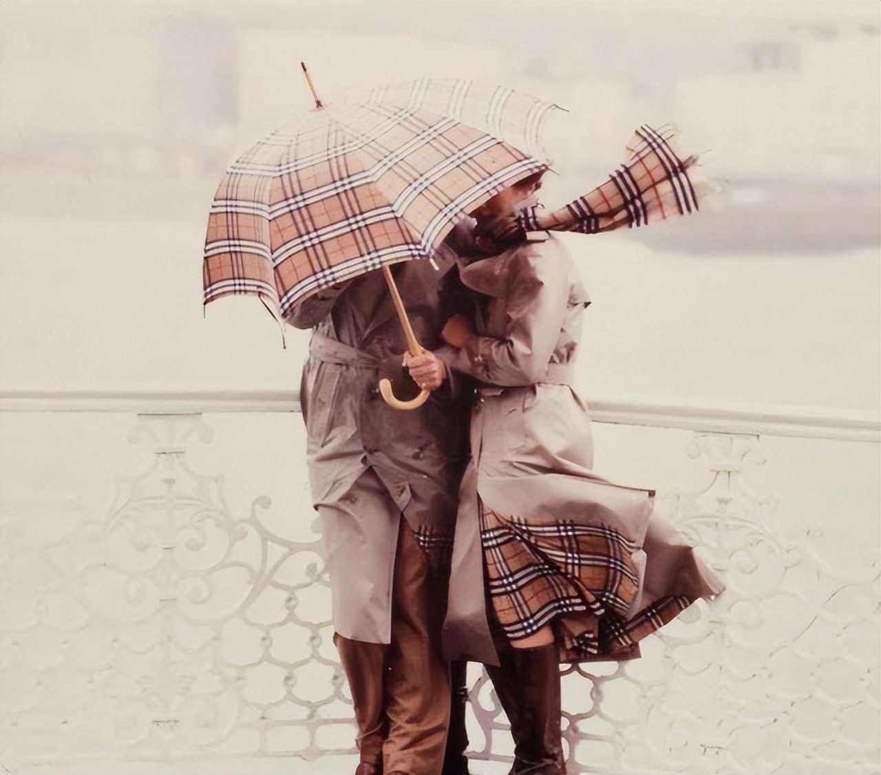 burberryvintage格纹,burberry格纹波士顿