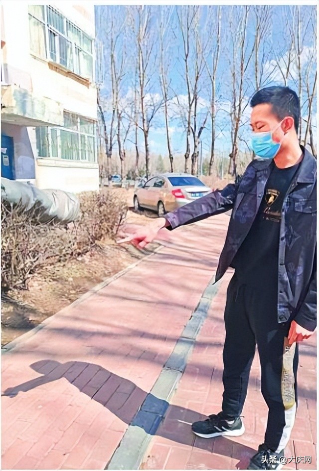 车停楼下被人划了怎么办,车停店铺门口被故意划伤怎么处理