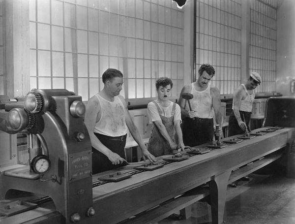 中国人为什么不生孩子不结婚,年轻人不生孩子会导致人口下跌吗