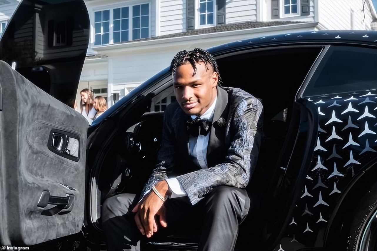 勒布朗詹姆斯之子跳舞,勒布朗詹姆斯远赴人间惊鸿宴