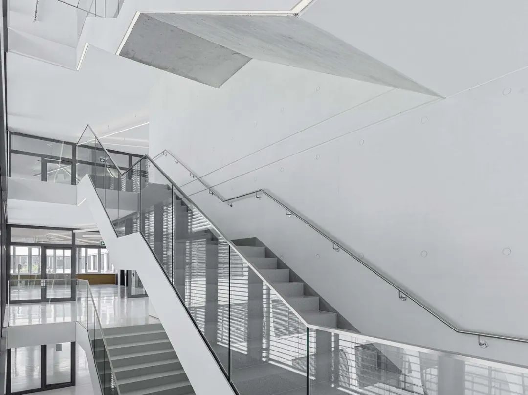 企业大厦设计图,企业总部办公楼装修设计