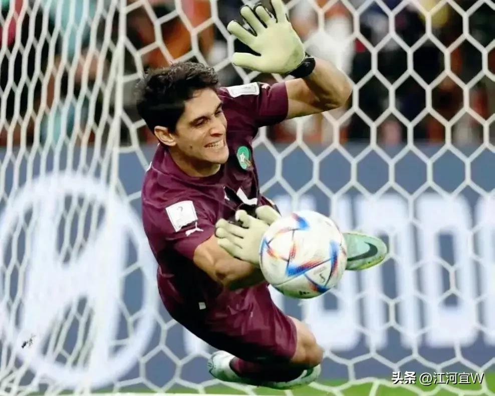 盘点世界杯门将封神扑救,世界杯十大巅峰时刻