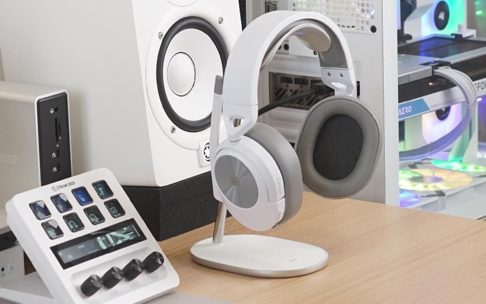 提升桌面颜值的桌搭好物,蓝色系风格桌搭