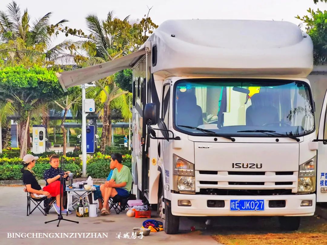 海南九所房车露营基地,三轮车自驾游穷游海南