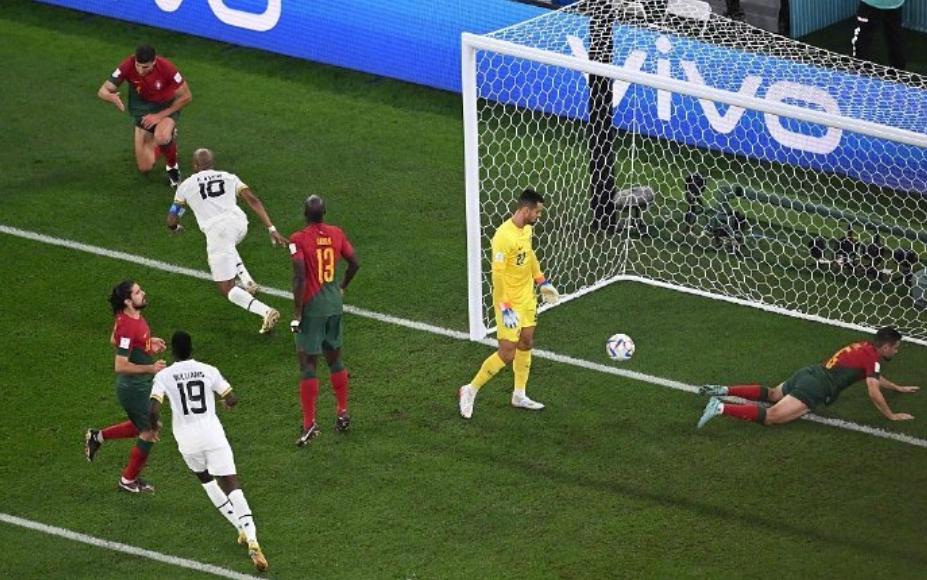 c罗将巅峰给了最弱的葡萄牙,c罗的磨难和荣耀