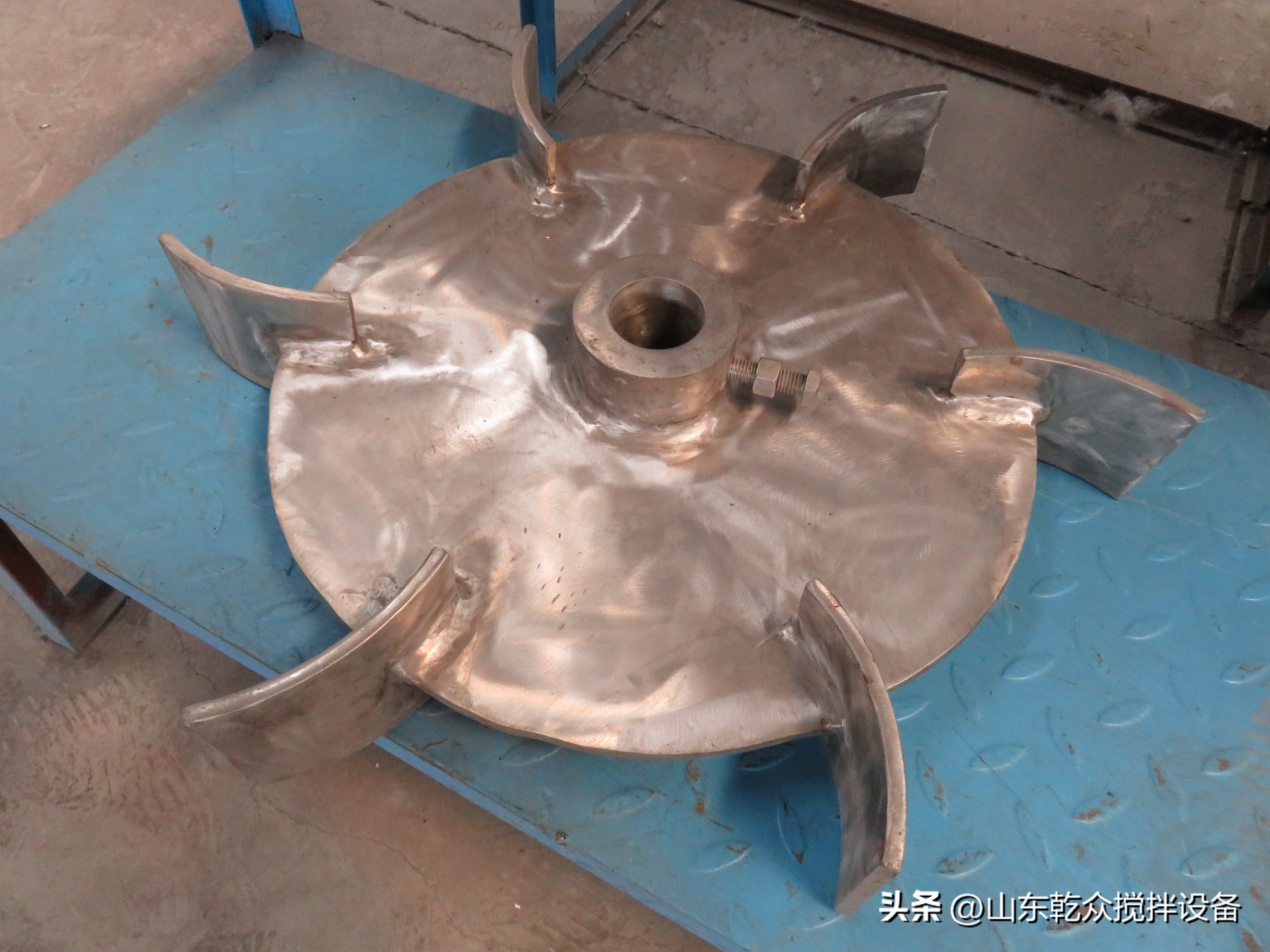 圆盘蜗轮搅拌器设计说明,圆盘涡轮式搅拌器原理