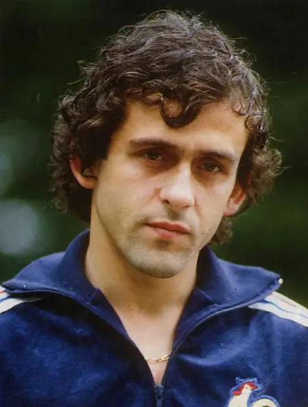 疯狂的前卫——细数各时代那些爱进球的中场球员