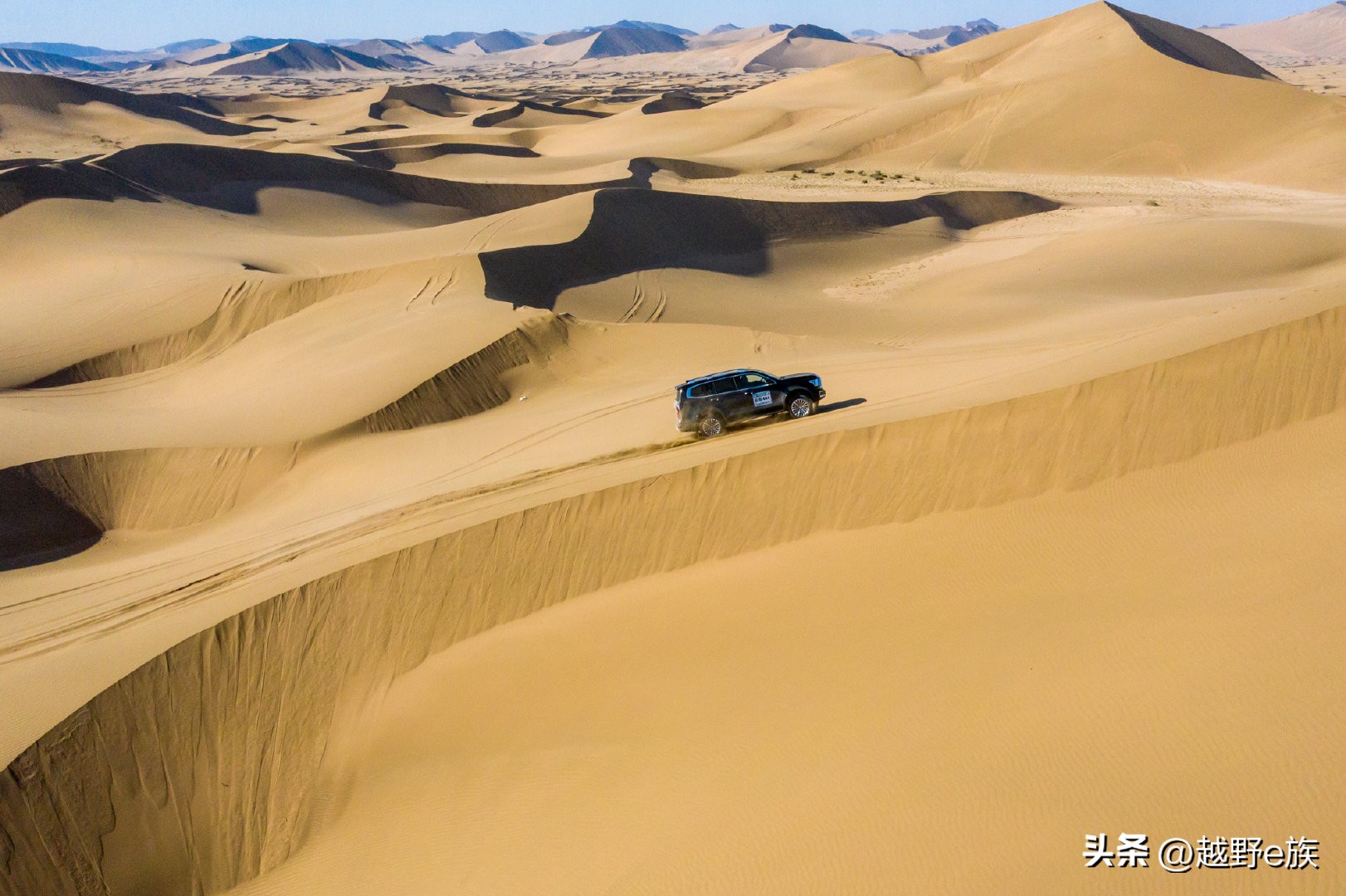 巴丹吉林沙漠越野第一视角,巴丹吉林沙漠越野最震撼视频
