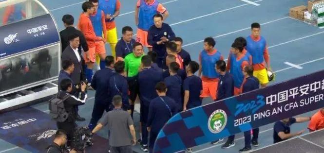 泰山晋级亚冠八强崔康熙表现,今日中超看点崔康熙