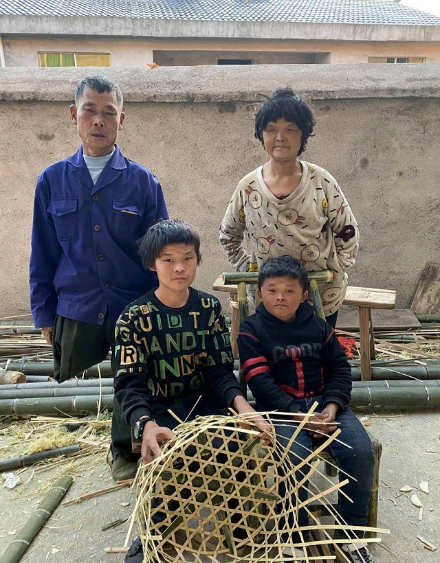 曾经的小马云如今怎么样了,小马云现在什么样了