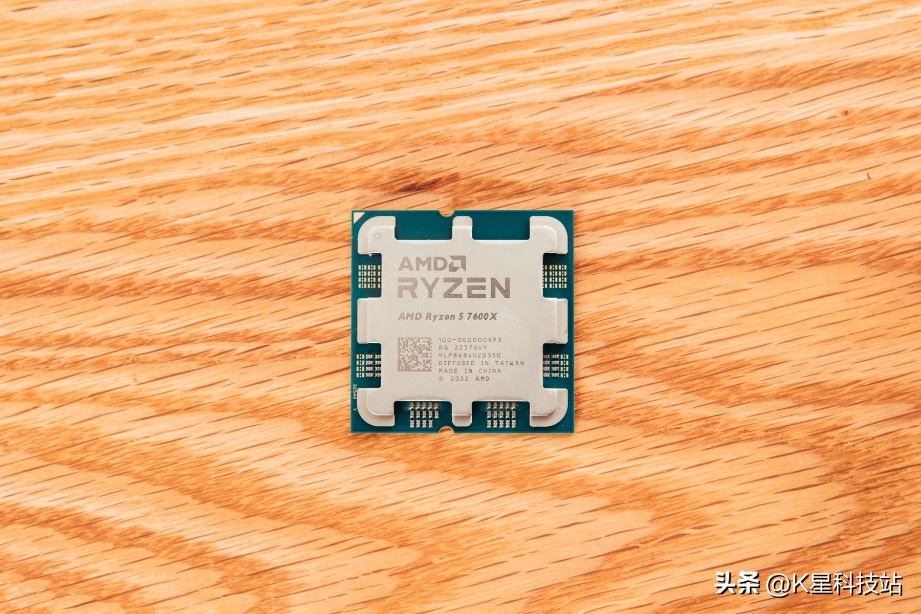 鍗庣x670e涓绘澘涓婁粈涔坈pu,鍗庣strixz690-e瑁呮満瑙嗛