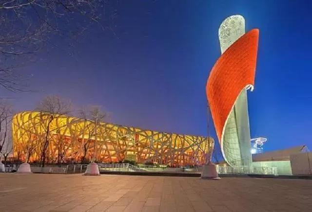 建造鸟巢花费34亿到底是亏还是赚,耗费1.18亿打造的鸟巢