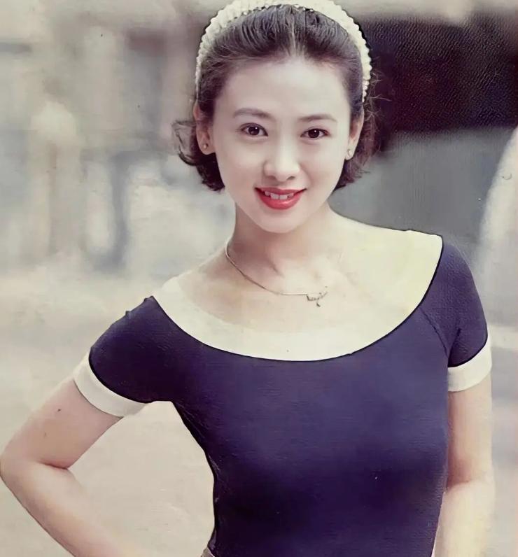 比王菲还厉害的女明星,比王菲还牛的女歌手