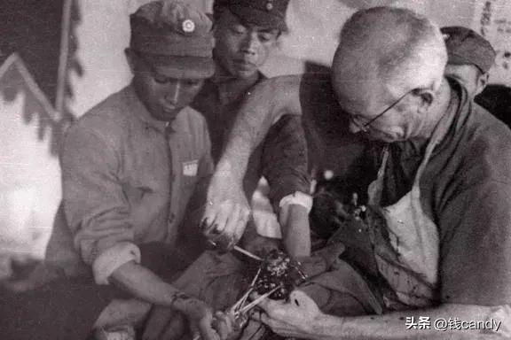 一个加拿大人为何不远万里来到中国，和毛*东泽**谈了三小时承诺什么