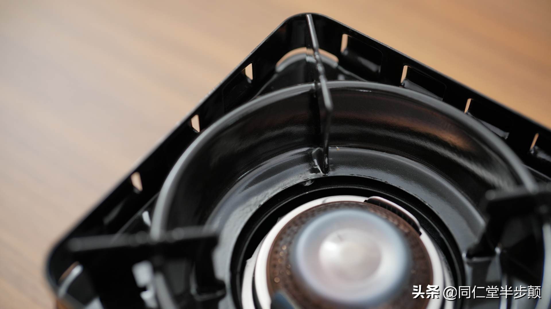 户外露营煤气炉好还是柴火炉好,户外露营电陶炉和电磁炉哪个好