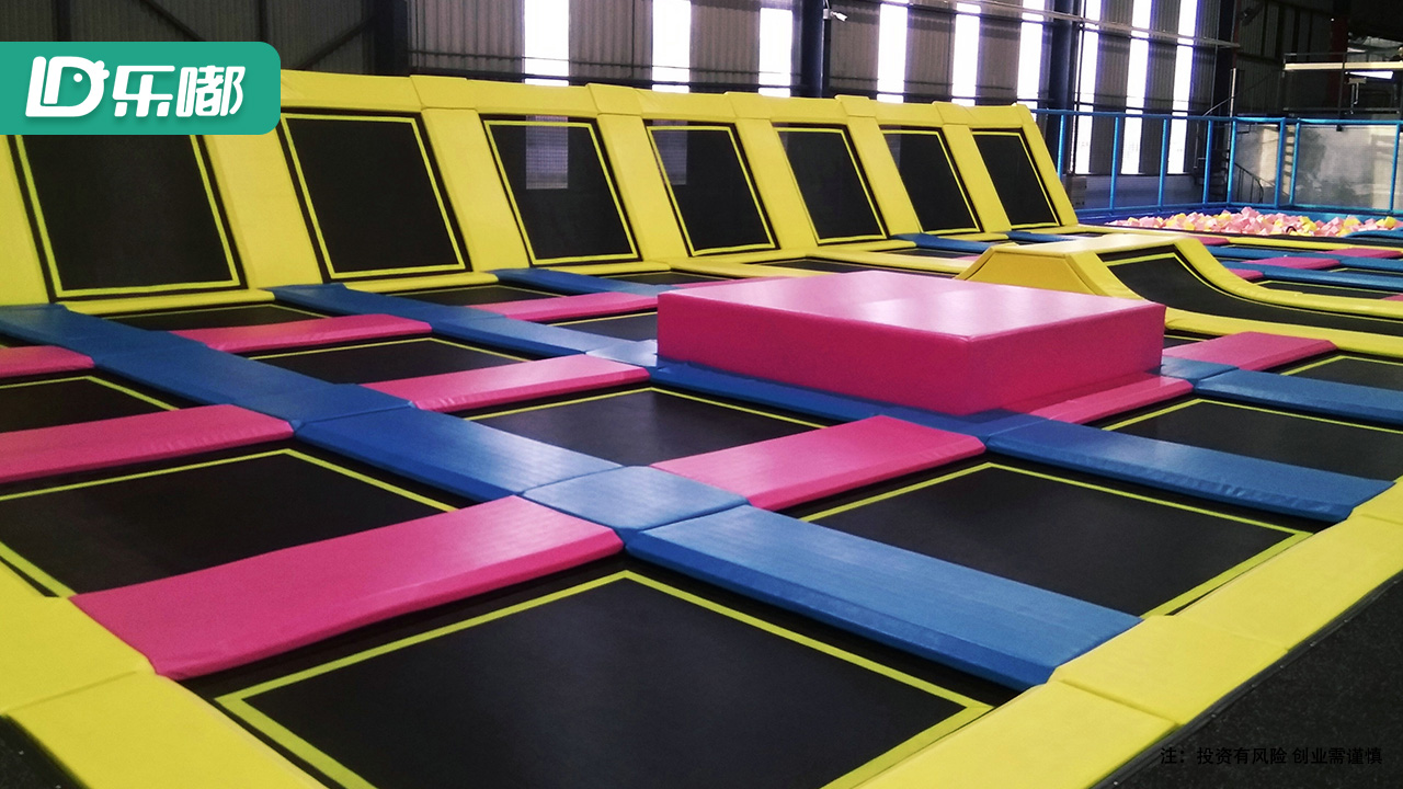 四川成都淘气堡设备厂家,淘气堡加盟什么厂家好