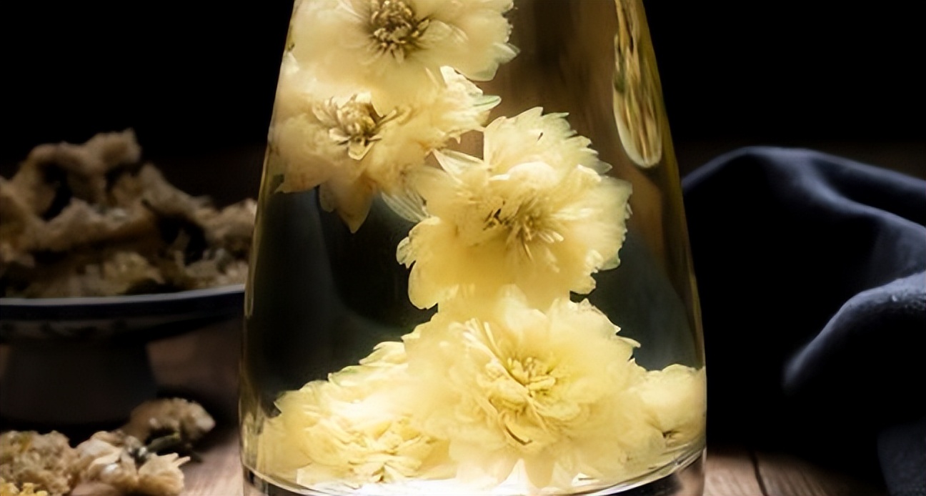 如何鉴别菊花茶的优劣呢,菊花茶正确选择