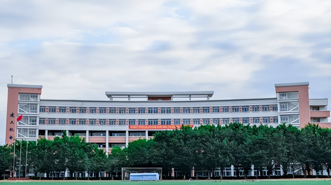 鑷富鎷涚敓瑙ｅ瘑骞垮窞鍩庡缓鑱屼笟瀛﹂櫌,骞垮窞鍩庡缓鑱屼笟瀛﹂櫌鑷富鎷涚敓涓撲笟