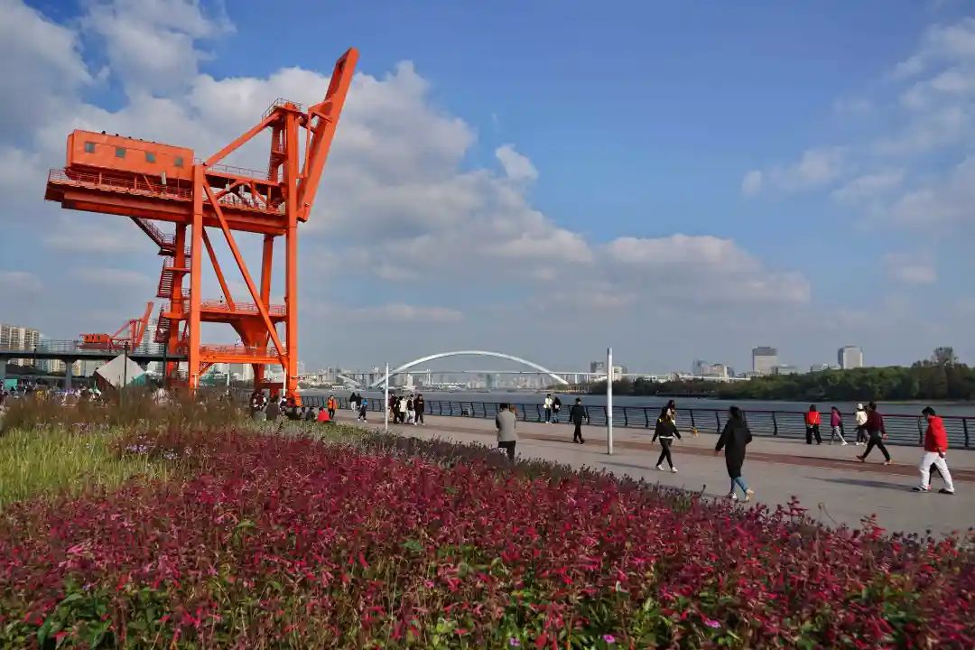 从煤渣漫天到滨江美景，北票码头的历史变迁