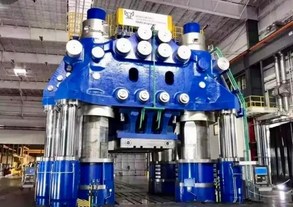 中国目前有几台万吨水压机,大国工匠水压机