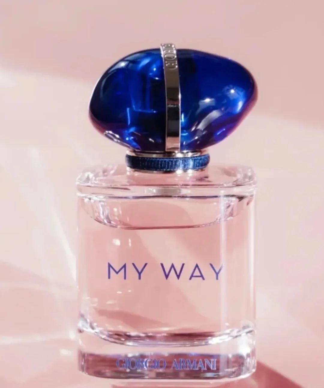 持久清新淡香水推荐女生用的,送人最不踩雷的大牌香水