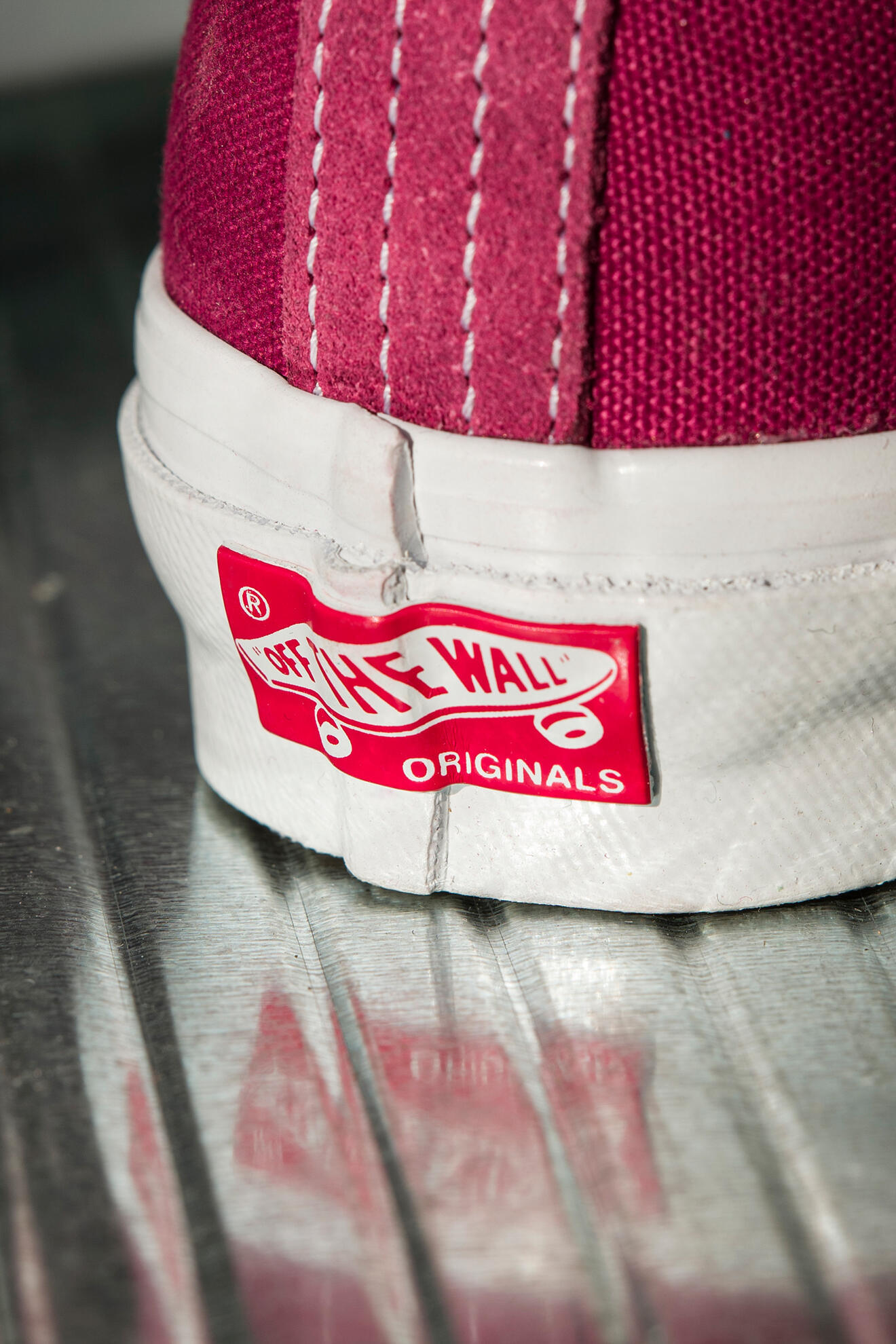 也许是Vans近期最贵但最有意义的联名