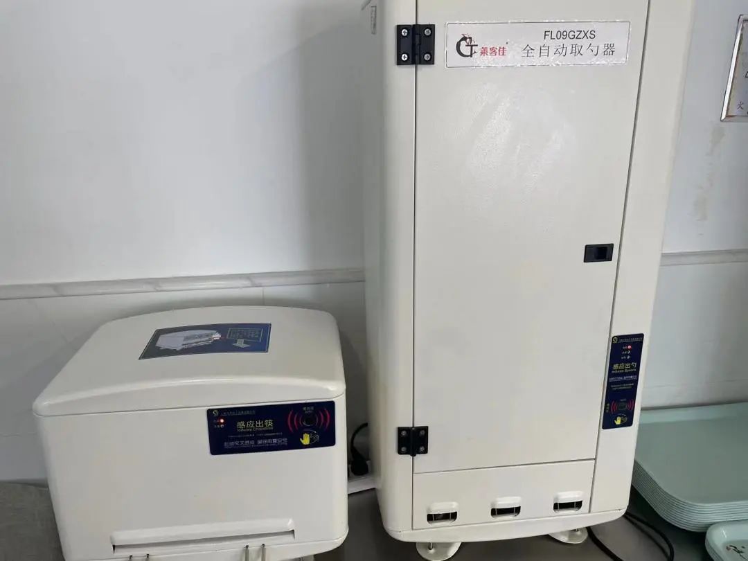 这家老少皆宜的社区食堂真香,这家社区食堂成老年人的欢乐之家