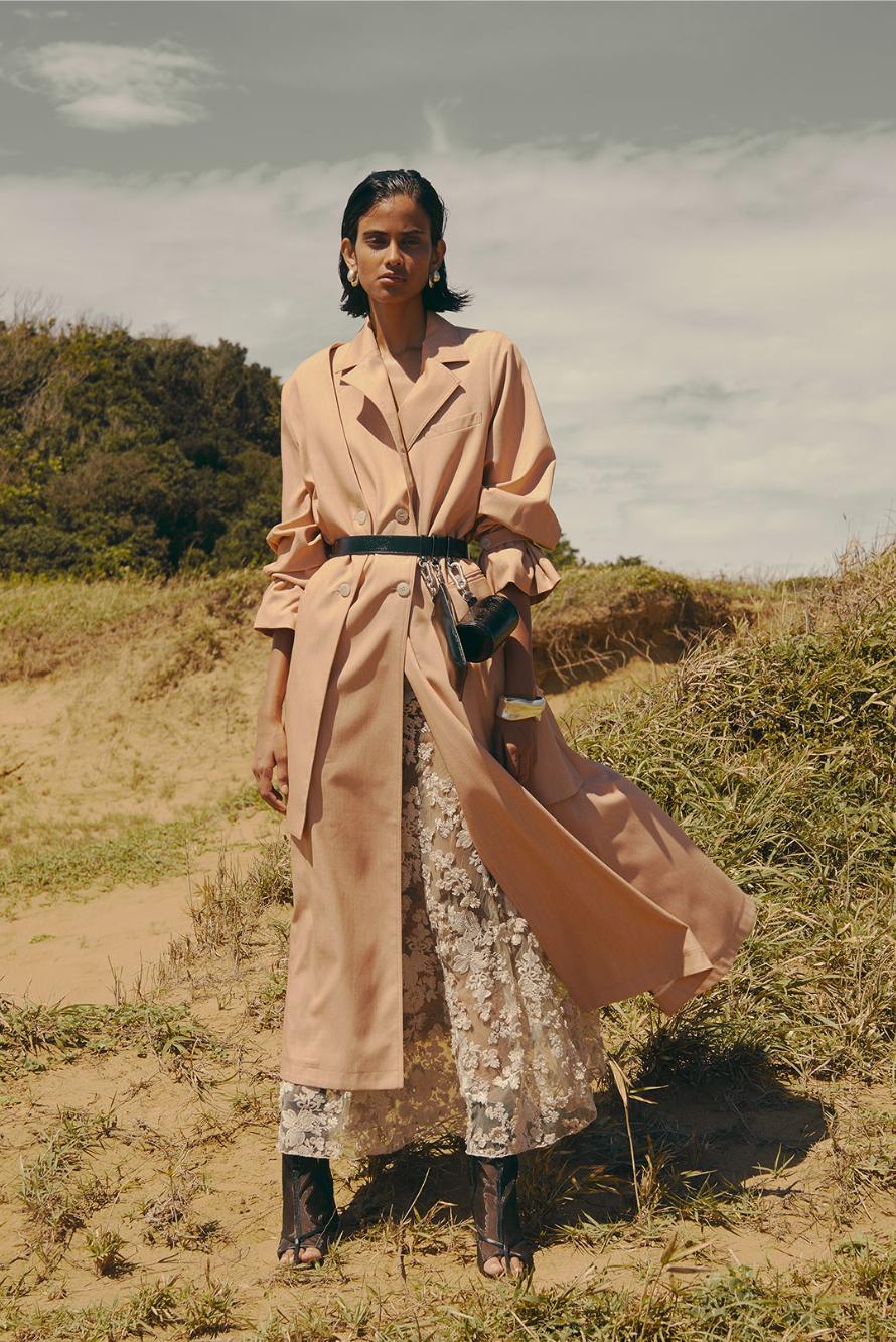 夏天连衣裙这样穿回头率暴增,春天这样穿裙子太美回头率200%