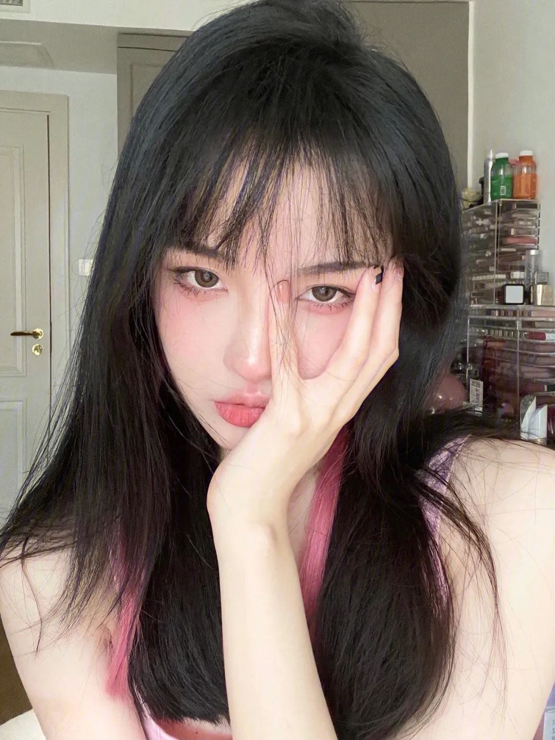 垫底辣孩翻车,垫底辣孩就照片争议致歉