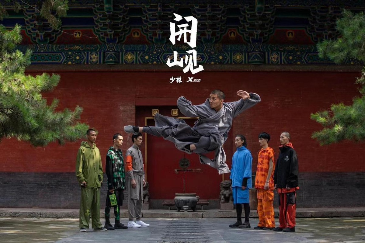 穿袈裟的老板释永信,穿袈裟的大佬