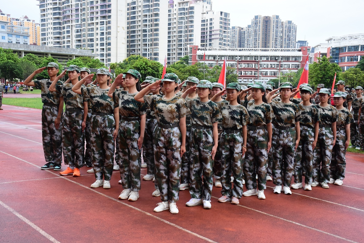 桂林各校军训精彩回顾,广西军训队列操