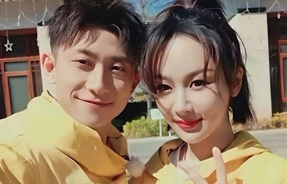 关晓彤爆料张一山发小是谁,关晓彤爆料张一山暗恋完整版