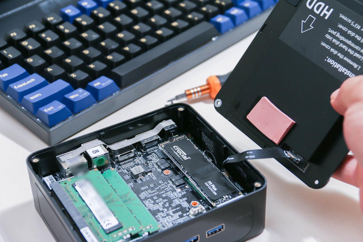 传统电脑歇菜？千元迷你主机能办公娱乐还能黑苹果，零刻SER5体验