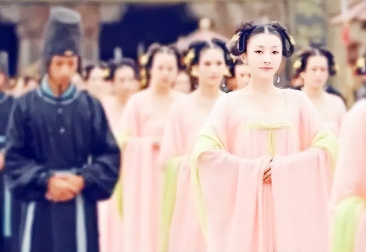 唐朝后期的宫女终生不能出宫吗,唐朝古代宫女是什么时候进宫的