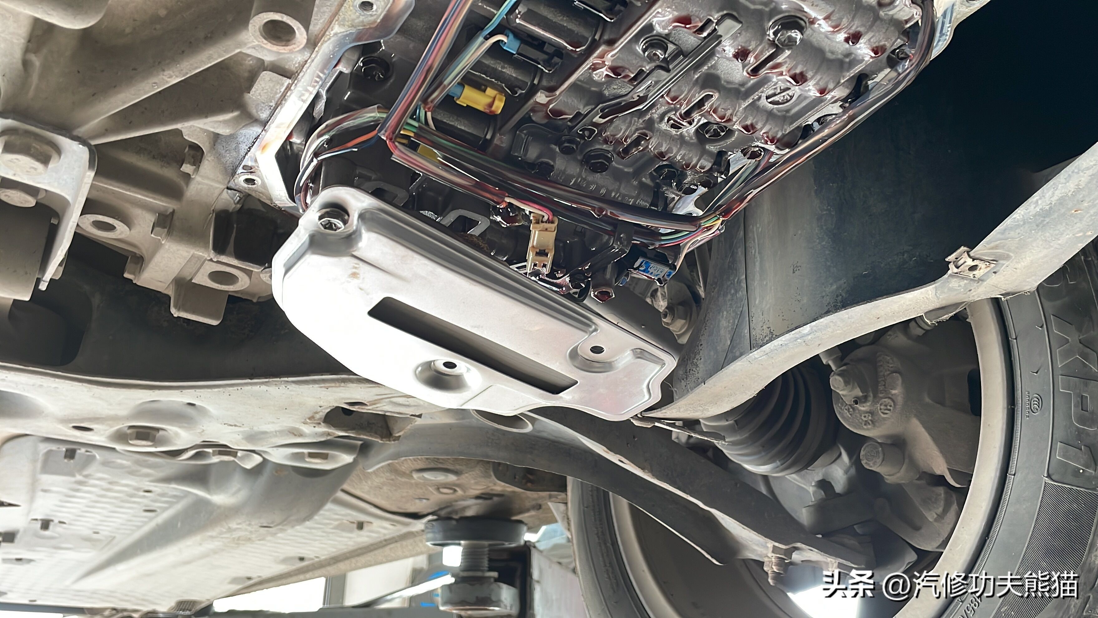 大众polo保养最省钱,女士开自动挡5万左右polo车