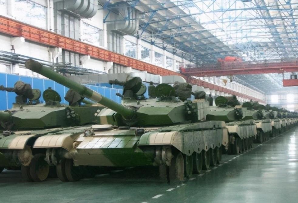 发生战争老百姓躲哪里,一旦进入战争状态老百姓该做什么