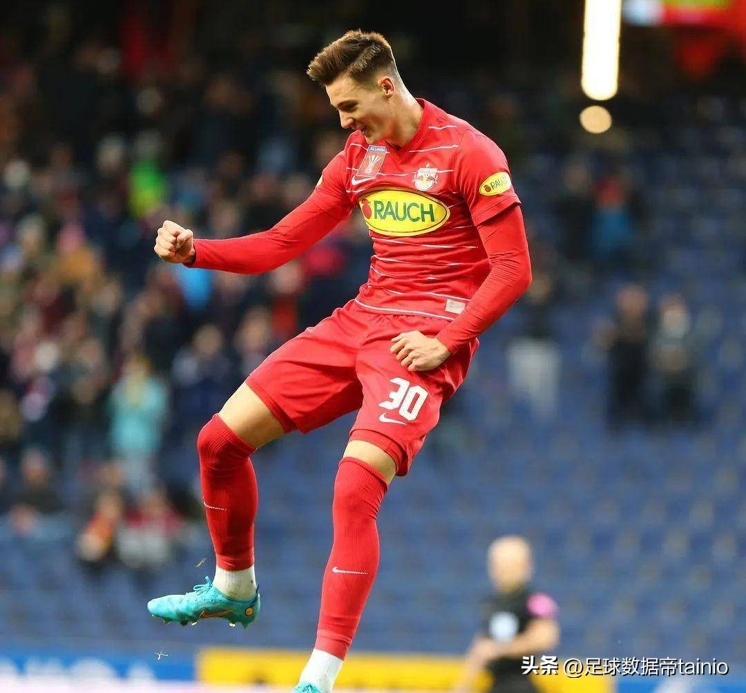 德甲21-22赛季哈兰德,哈兰德德甲成名战