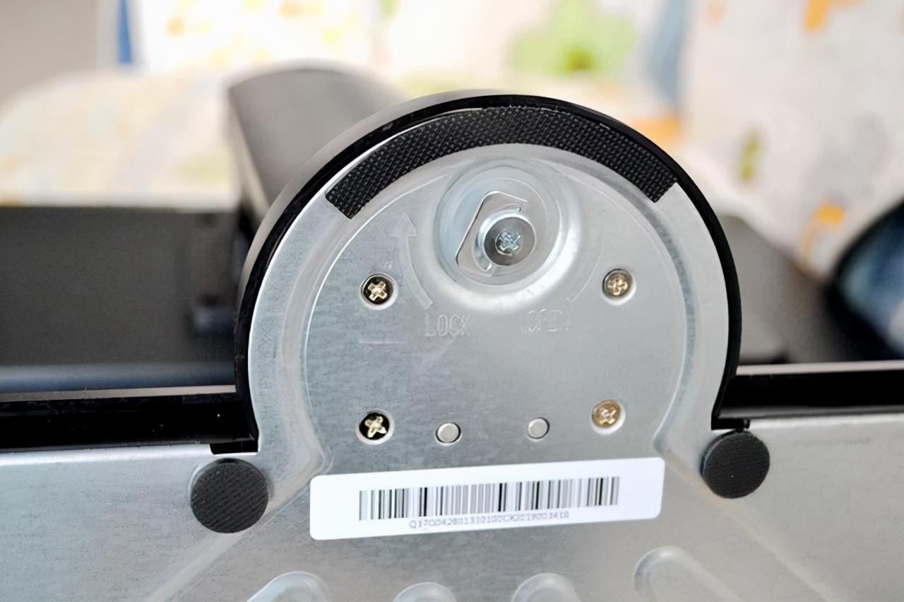 专业级2KIPS大屏显示器,明基PD2700Q体验,唯一的缺点边框有点厚