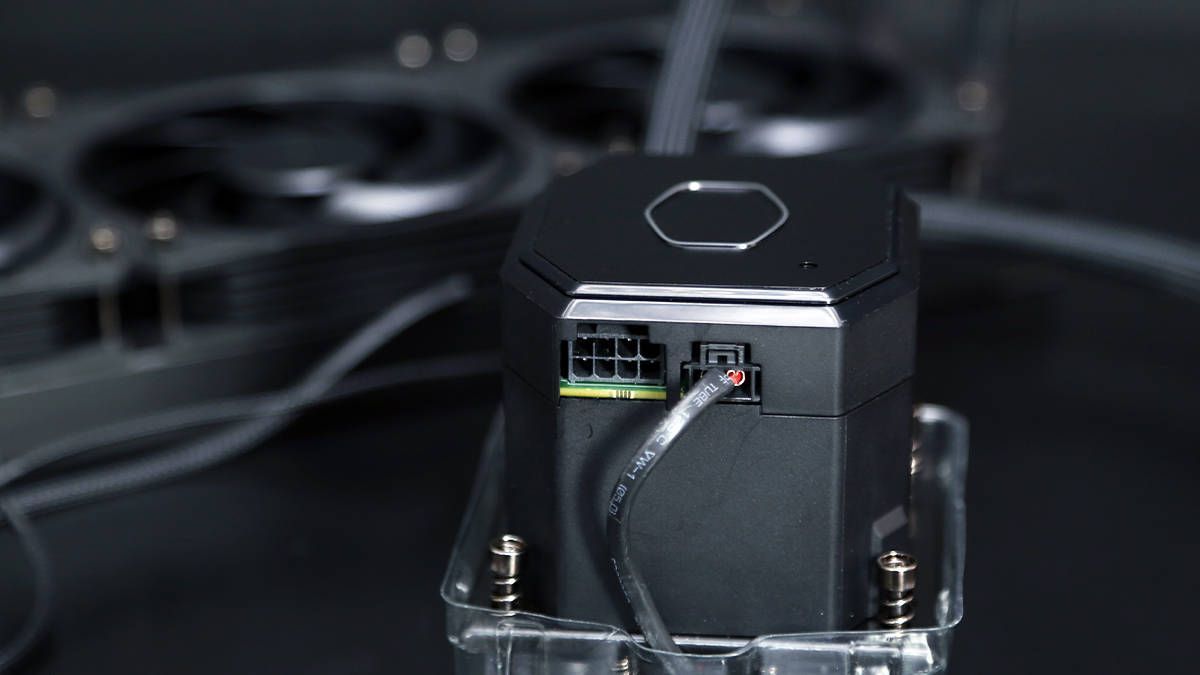 空调可以帮助电脑机箱散热吗,空调主机散热用风扇有用吗