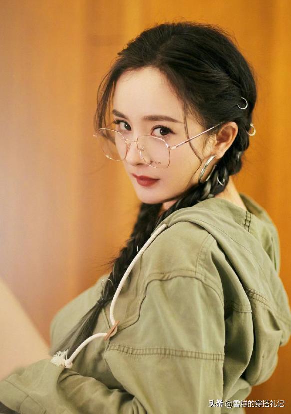 成人扎发显脸小简单款好看,告别披头散发扎发其实最时髦减龄