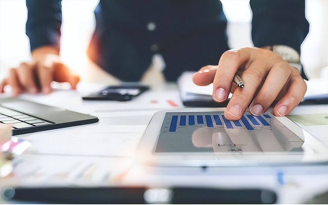 小米公司采取双重股权制度的目的,小米的股权结构