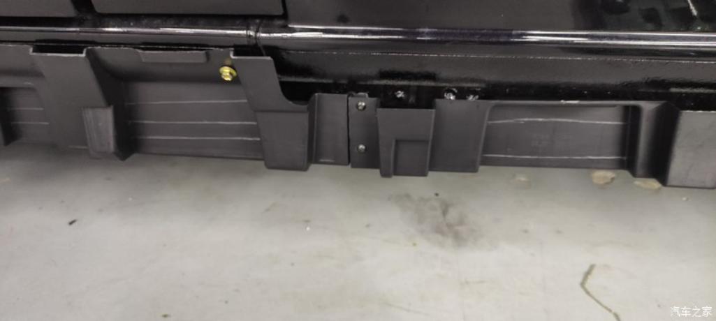 青岛奔驰商务威霆改装联系方式,威霆改装迈巴赫内饰