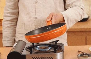 花生油和大豆油哪种油吃了最健康,食用油是大豆油好还是花生油好