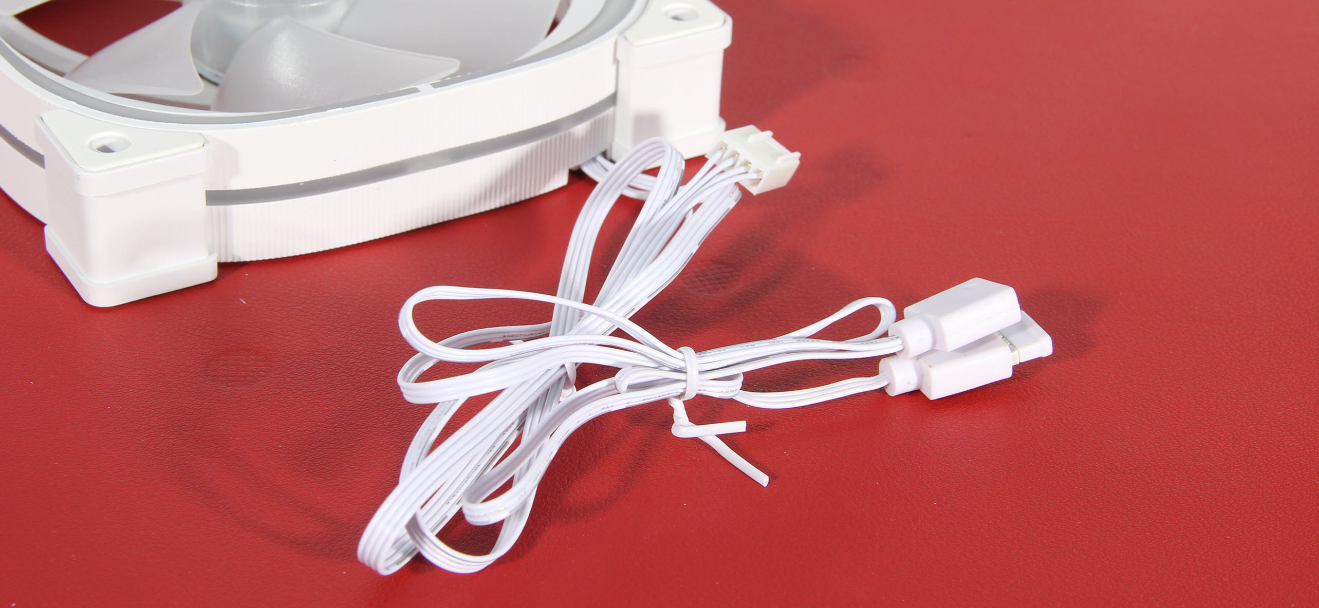 全风扇装机爱不爱？细数新机箱里的八把风扇