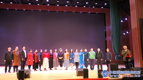 白居易诗词朗诵会在郑州举行,白居易纪念